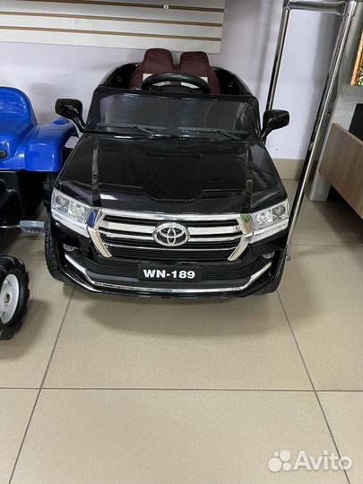 Детский электромобиль