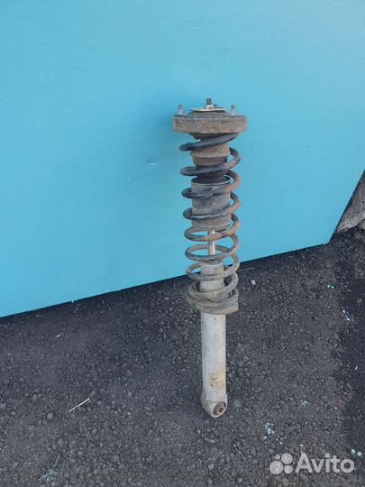 Заткни амортизатор на BMW e39