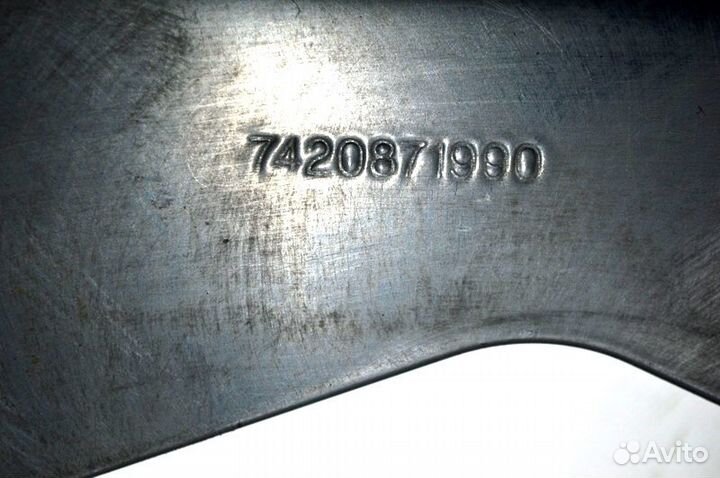 Кронштейн помпы AdBlue renault trucks Premium 2 (01.05)