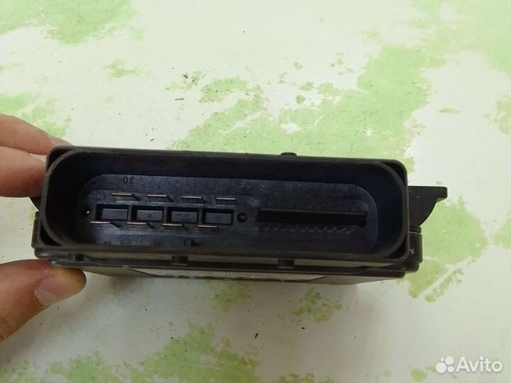 Блок управления парковочным тормозом Audi A6 C6 4F