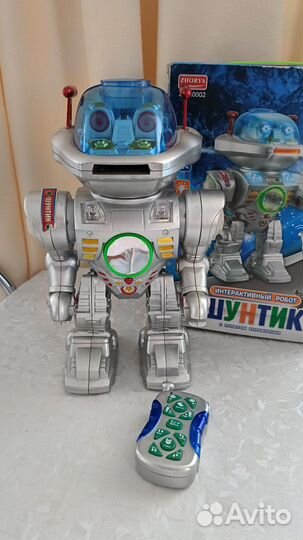 Игрушка робот