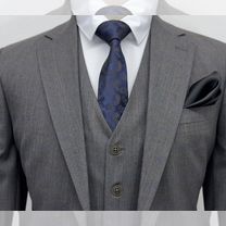 Мужской классический костюм, Москва