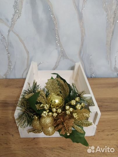 Салфетница деревянная