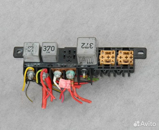 Блок предохранителей, реле Audi A6 C5