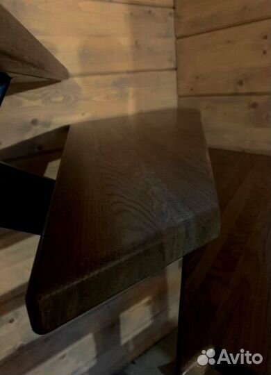 Лестница на монокосоуре