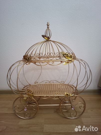 Хонча для свадьбы (золотая карета)