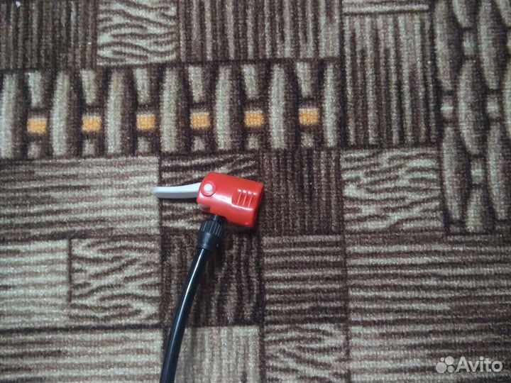 Насос велосипедный