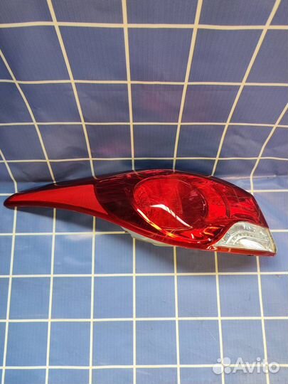 Фонарь задний левый Hyundai Elantra 5