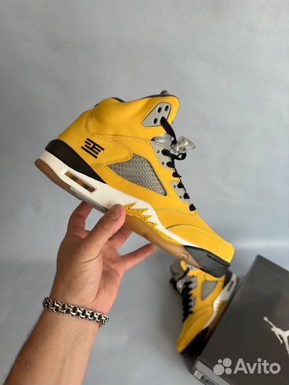 Nike air Jordan 5 retro Tokyo t23