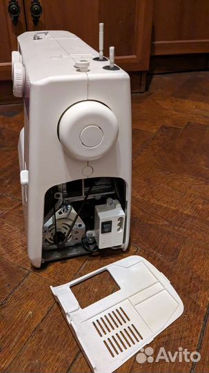 Швейная машина elna 1001 под ремонт / на запчасти