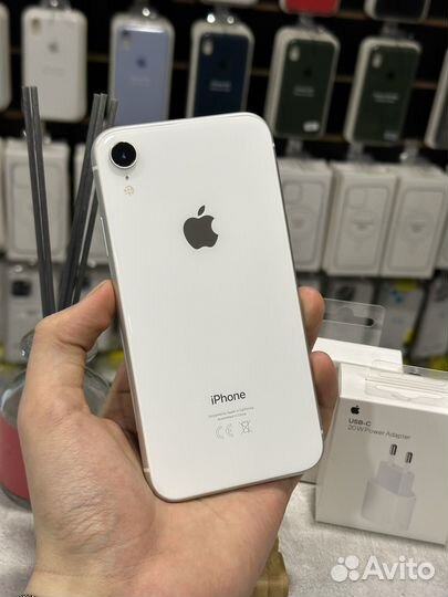iPhone Xr, 64 ГБ