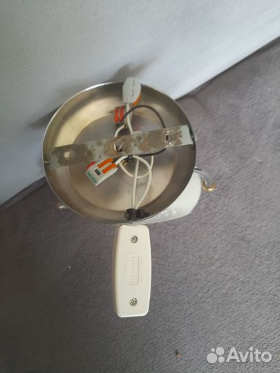 Настенный светильник бра