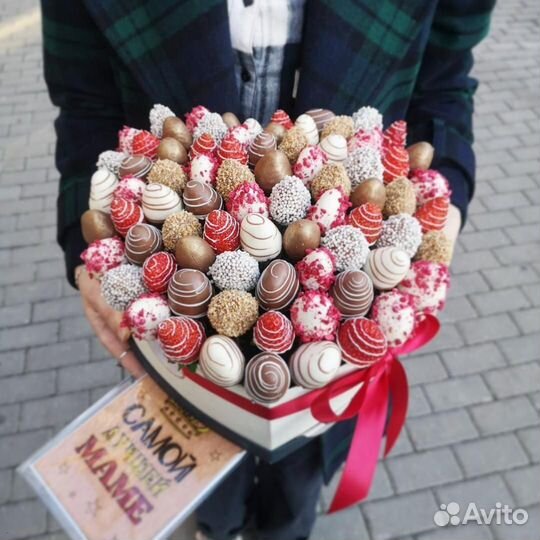 Клубника в шоколаде, Букеты с клубникой