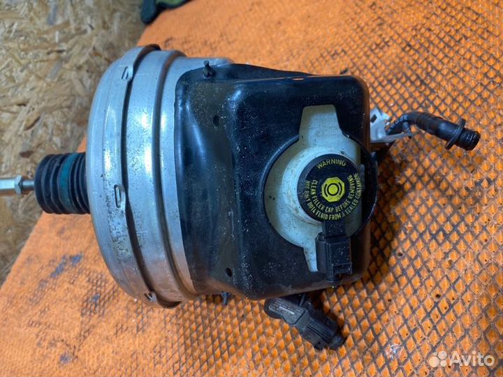Вакуумный усилитель тормозов передний Audi A6 C7