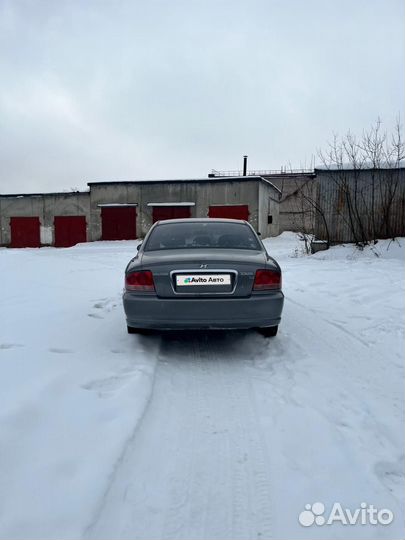 Hyundai Sonata 2.0 МТ, 2005, 265 000 км