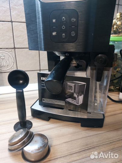 Кофеварка рожковая redmond