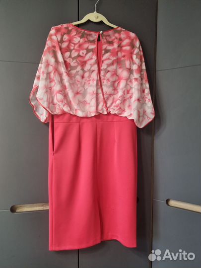 Платье нарядное женское 44