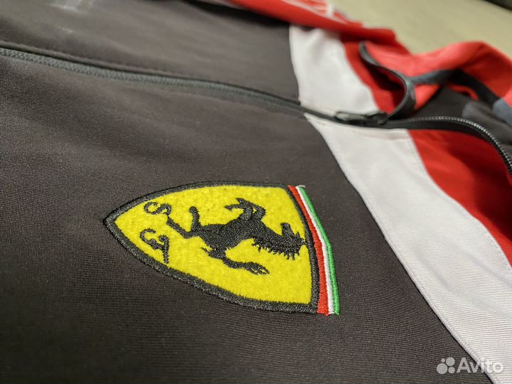 Гоночная зипка Puma x Ferrari