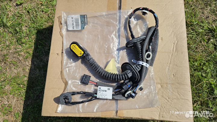 Проводка задней левой двери Renault Fluence