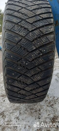 Goodyear EfficientGrip SUV 4x4 225/60 R17