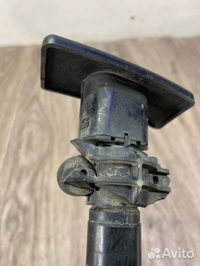 Форсунка омывателя фар передняя левая Opel Antara