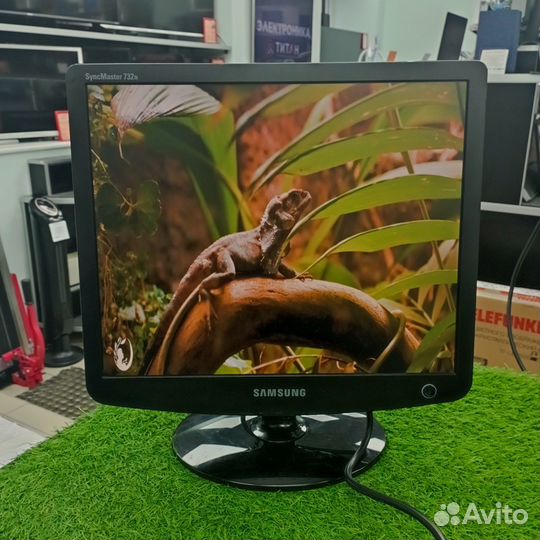 Монитор Samsung SyncMaster 732N