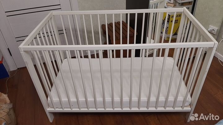 Детская кровать IKEA с матрасом