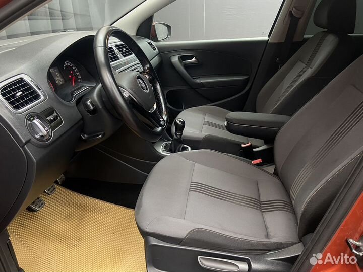 Volkswagen Polo 1.6 МТ, 2016, 104 600 км