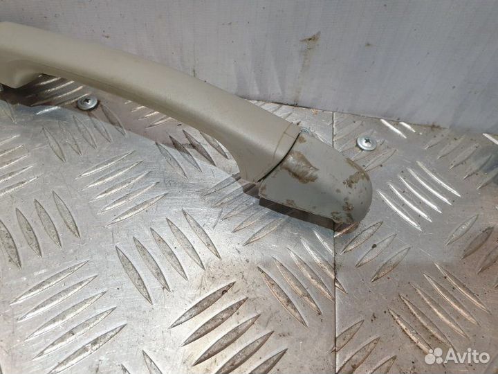 Ручка потолка задняя левая Kia Spectra седан S6D