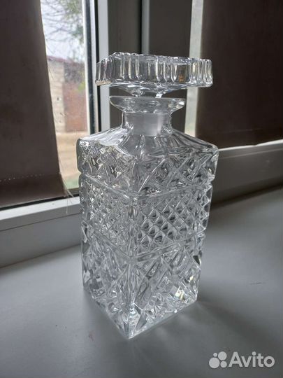 Графин хрустальный