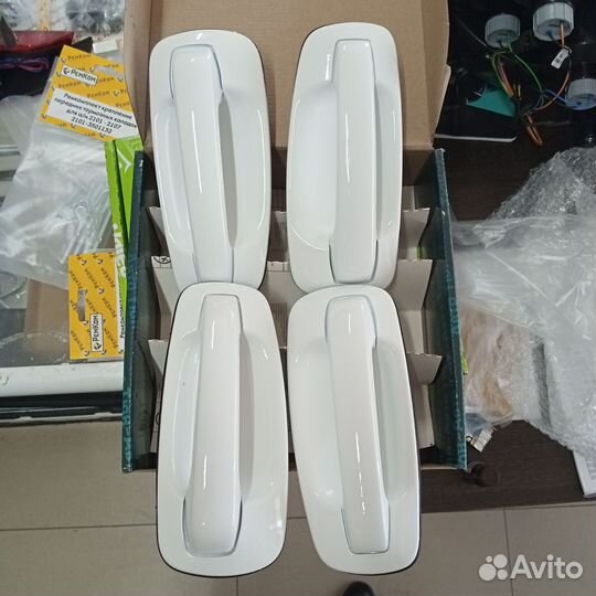 Ручки на Приору 2110 2112 цвет белый(белое облако)