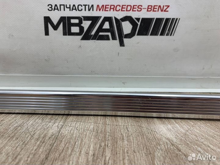 Молдинг крыши левый Mercedes W212 E 212
