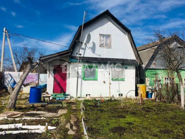 Дача 40 м² на участке 5 сот.