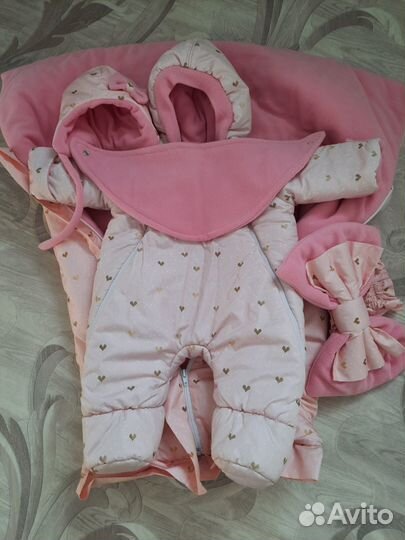 Продам комплект для выписки новорожденного