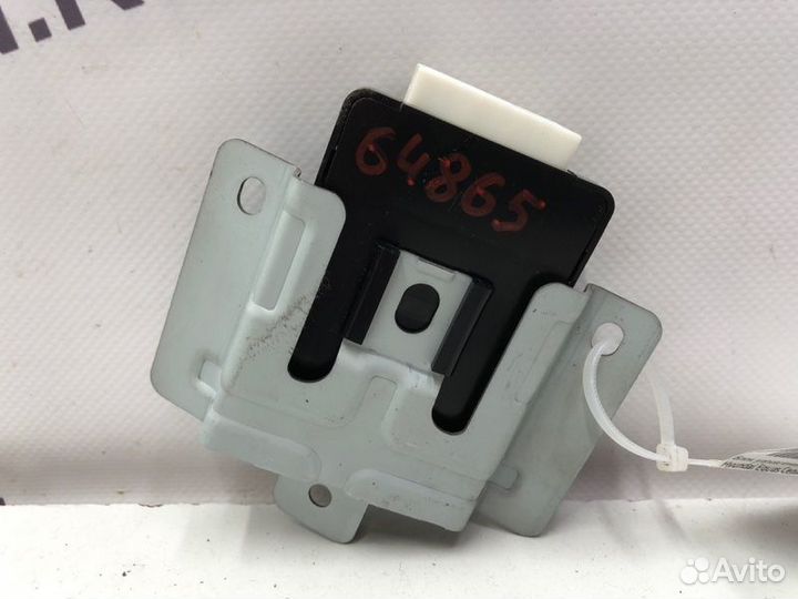 Блок управления центральным замком Hyundai Equus