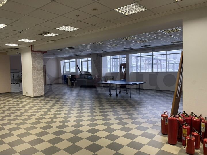 Свободного назначения, 600 м²