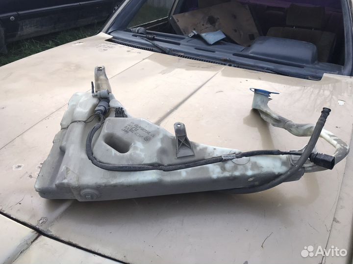 Бочек омывателя Porsche Cayenne S 955