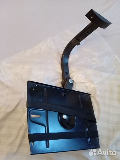 Кронштейн полочка д/телевизора