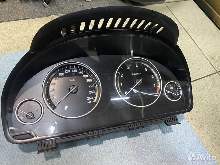 Bmw f10 щиток приборов