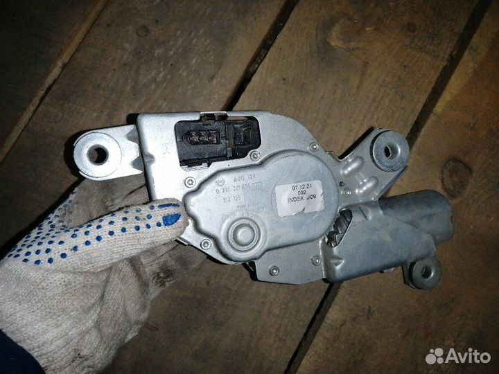 Мотор стеклоочистителя задний Bmw X3 E83 N52B30