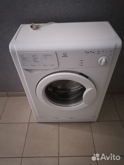 Стиральная машина indesit