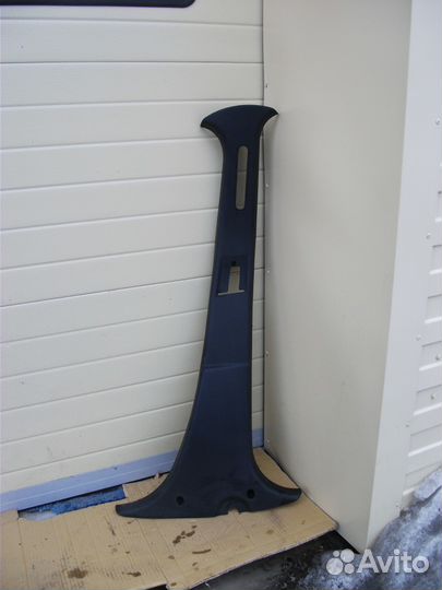 Рено Логан-пластмаса салона