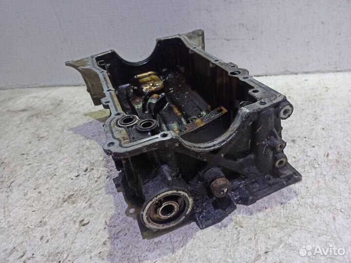 Поддон двигателя Ниссан