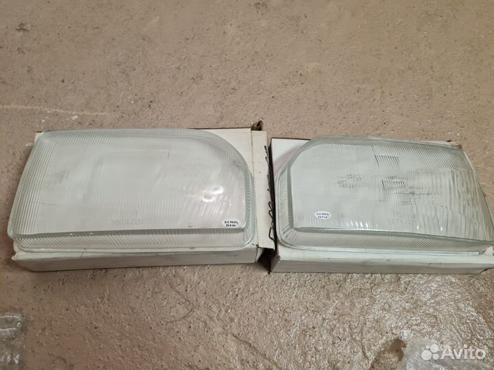 Стекло фары (правое и левое) Ford Escort 4 (86-90)