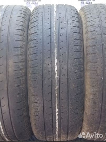 Goodyear EfficientGrip SUV 4x4 235/65 R17 104V
