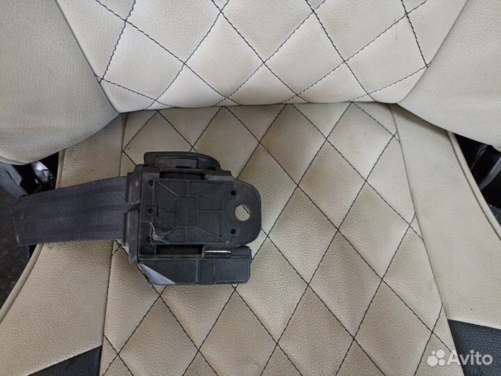 20591478 Сиденье пассажирское механическое