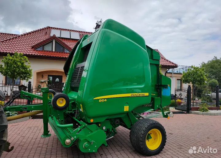 Пресс-подборщик John Deere 864, 2013