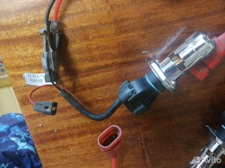 Би ксенон h4