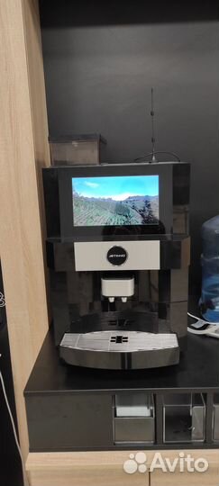 Кофейный автомат для кофейни Jetinno