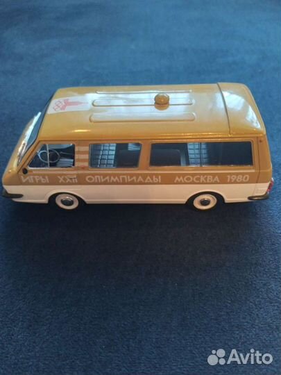 Модель раф 2203